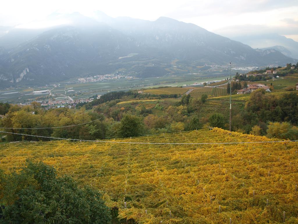 Agriturismo Al Maniero Trento Bagian luar foto